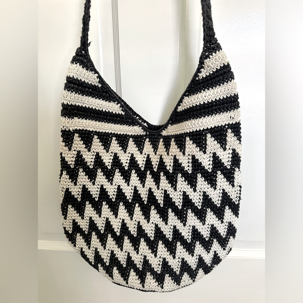 Navy & White zip top cotton bag